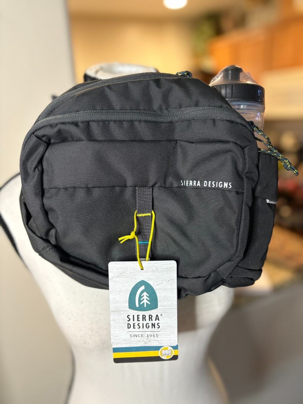 Sierra Designs Woods Quarry Waist Pack w/24 oz Water Bottle Camp Hike Pack Gray